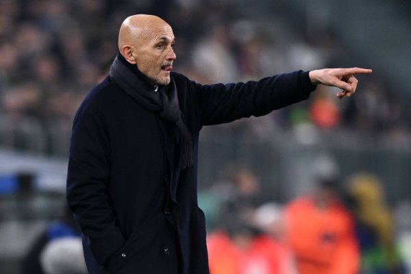 配资安全炒股配资门户 斯帕莱蒂：续约意味着肩负重大责任，欧冠出局后的掌声令我感动